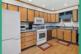 4209 Winnequah Rd, Monona, WI 53716 - Photo 16