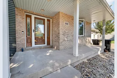 808 Mack Lane, DeForest, WI 53532 - Photo 2