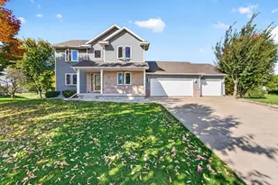 808 Mack Ln, DeForest, WI 53532 - Photo 1