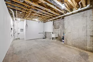 2652 Oak Crest Cir, Sun Prairie, WI 53590 - Photo 56