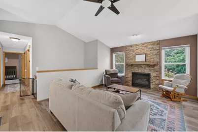 105 Terrace Court, Mount Horeb, WI 53572 - Photo 4
