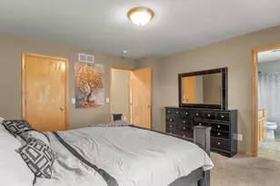 7015 Reston Heights Dr, Madison, WI 53718 - Photo 16