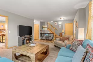 7015 Reston Heights Dr, Madison, WI 53718 - Photo 6