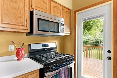 2817 Dahle Street, Madison, WI 53704 - Photo 8