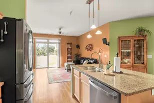 3848 Maple Grove Dr, Madison, WI 53719 - Photo 4