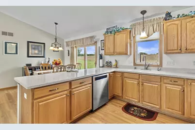 W4234 Spruce Drive, Watertown, WI 53094 - Photo 8