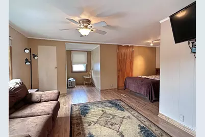 22 N Pine Street, Janesville, WI 53548 - Photo 18