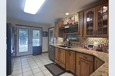 22 N Pine Street, Janesville, WI 53548 - Photo 10