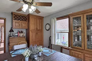 22 N Pine St, Janesville, WI 53548 - Photo 8