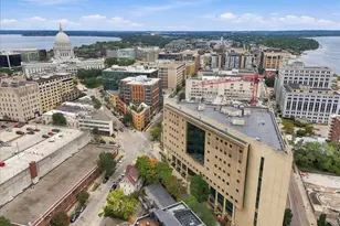 210 S Hamilton St, Madison, WI 53703 - Photo 44