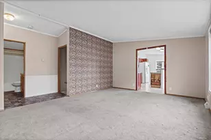 1025 S Oak Ave, Onalaska, WI 54650 - Photo 4