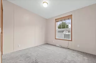 1025 S Oak Ave, Onalaska, WI 54650 - Photo 16