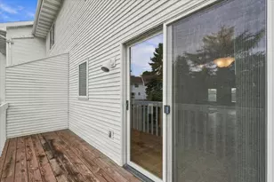 3222 Dorchester Way, Madison, WI 53719 - Photo 24
