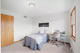 3222 Dorchester Way, Madison, WI 53719 - Photo 20