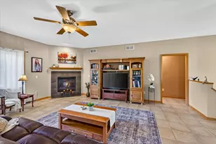 875 Merri-Hill Dr, Oregon, WI 53575 - Photo 6