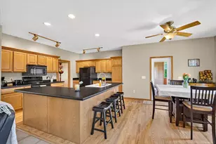 875 Merri-Hill Dr, Oregon, WI 53575 - Photo 14