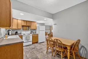 875 Merri-Hill Dr, Oregon, WI 53575 - Photo 38
