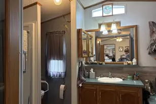 38005 Hwy 18, Prairie Du Chien, WI 53821 - Photo 22