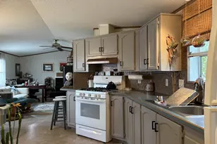 38005 Hwy 18, Prairie Du Chien, WI 53821 - Photo 12