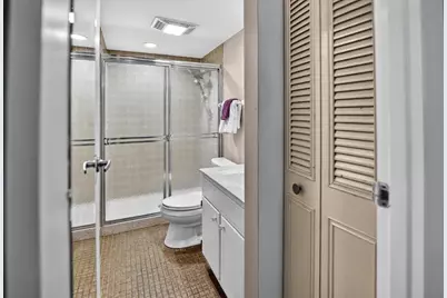 6302 Mineral Point Road #201, Madison, WI 53705 - Photo 38
