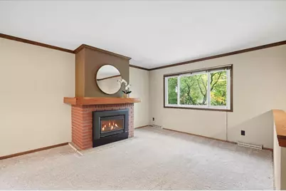 2621 Mission Circle, Madison, WI 53713 - Photo 12