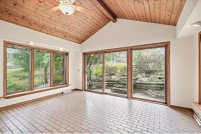 2621 Mission Circle, Madison, WI 53713 - Photo 4
