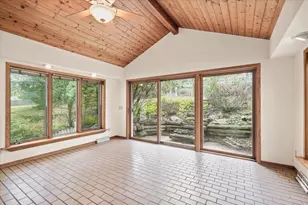 2621 Mission Cir, Madison, WI 53713 - Photo 4