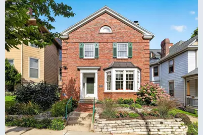 317 N Pinckney Street, Madison, WI 53703 - Photo 2