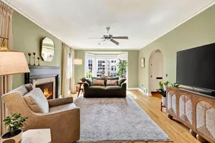 317 N Pinckney St, Madison, WI 53703 - Photo 6