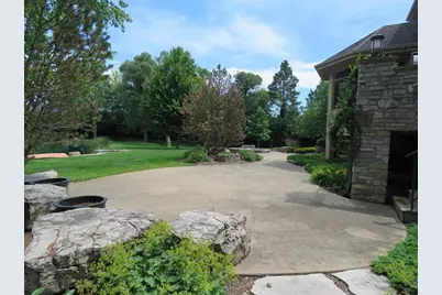 9090 N Range Line Road, River Hills, WI 53217 - Photo 38