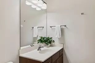 1229 St James Ct, Madison, WI 53715 - Photo 32