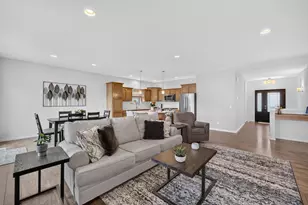 10106 Watts Rd, Madison, WI 53593 - Photo 6