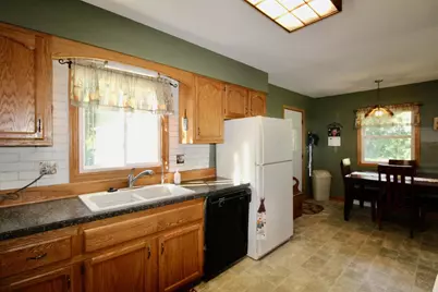 434 E Woodland Drive, Beloit, WI 53511 - Photo 12