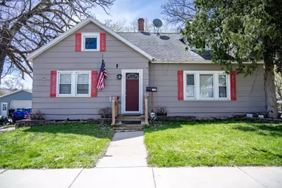 314 W State Street, Mauston, WI 53948 - Photo 1