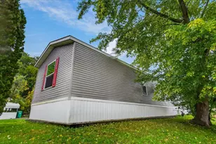 824 Norman Dr, Stoughton, WI 53589 - Photo 38