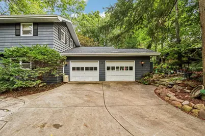 3 Montauk Place, Madison, WI 53711 - Photo 2