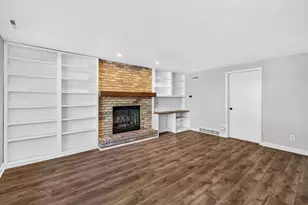 6005 Williamsburg Way, Madison, WI 53719 - Photo 6
