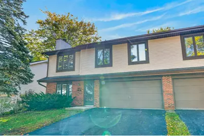 6005 Williamsburg Way, Madison, WI 53719 - Photo 2