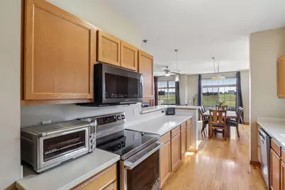 1026 20th Street #4, Prairie Du Sac, WI 53578 - Photo 6