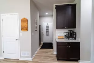 636 Greenway Pt. Drive, Janesville, WI 53548 - Photo 10