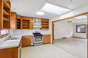 4405 Mineral Point Rd, Madison, WI 53705 - Photo 16