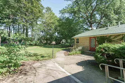 1321 Sherman Avenue, Janesville, WI 53545 - Photo 4
