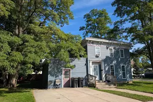 303 St Lawrence Ave, Beloit, WI 53511 - Photo 10