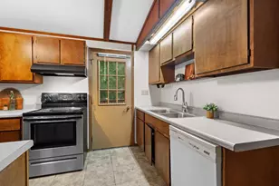 10168 N Amber Trail, Edgerton, WI 53534 - Photo 8
