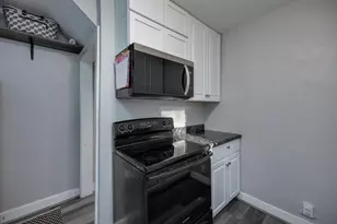 116 N Pine St, Janesville, WI 53548 - Photo 12