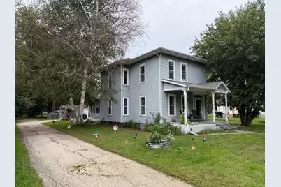 214 S Whiton Street, Whitewater, WI 53190 - Photo 2