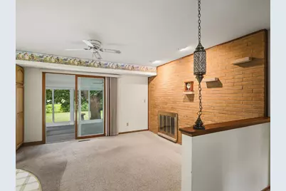 2406 Skyline Drive, Beloit, WI 53511 - Photo 10