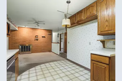 2406 Skyline Drive, Beloit, WI 53511 - Photo 16