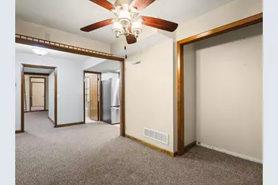 2086 E Gorton Street, Beloit, WI 53511 - Photo 14