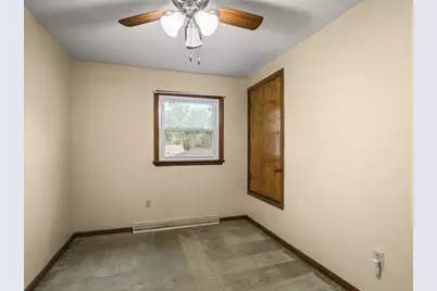 2086 E Gorton Street, Beloit, WI 53511 - Photo 24